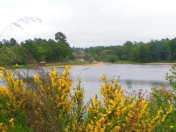 brossac lake image