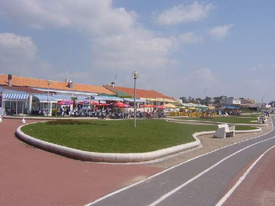 coastline cycle paths sw france image