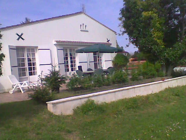 St Romain bungalow image