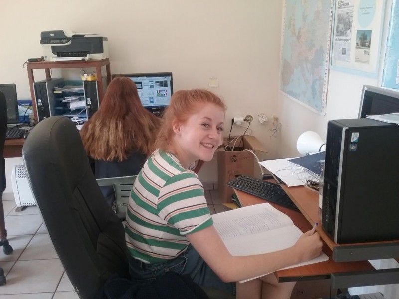 Olivia from the UK working on a website for Brossac. Olivia speaks French and German as well as English.